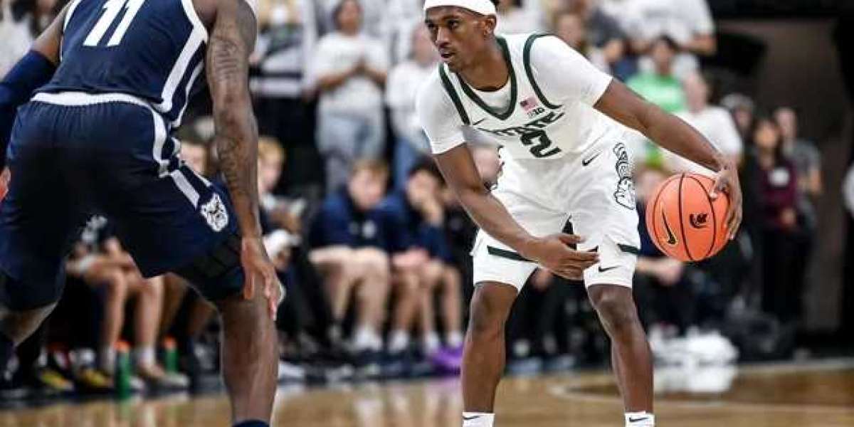 Michigan State basketball expects Tyson Walker and Malik Hall to be ready for Thursday's game against No. 3 Arizona