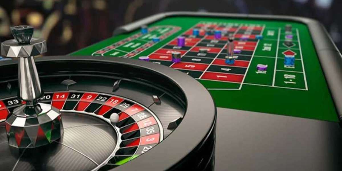 Spinning the Virtual Wheel: A Quirky Guide to Mastering Online Casino Play