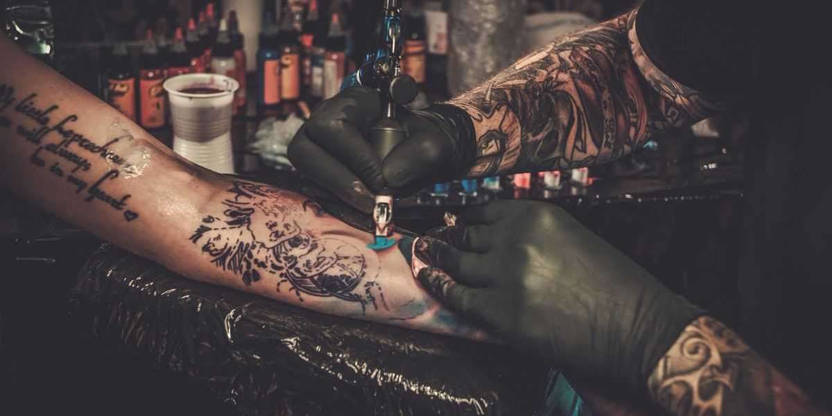 Global Tattoo Market 2024-2032: Trends, Growth, and Insights